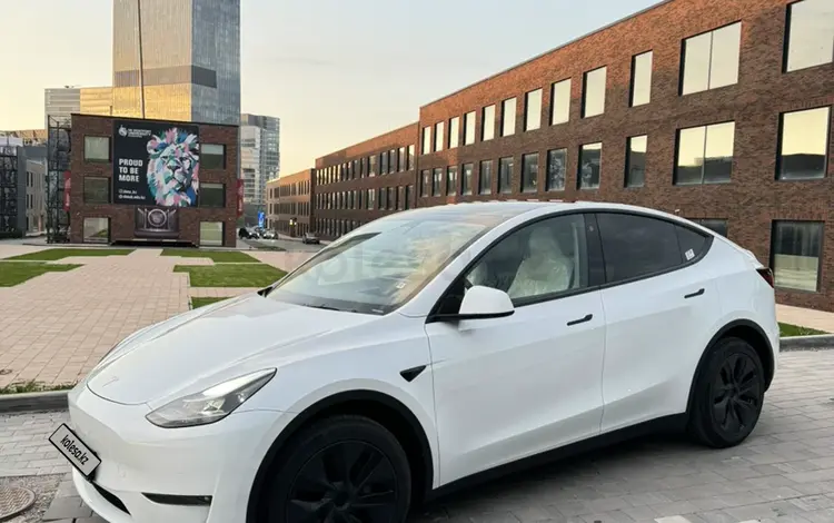 Tesla Model Y 2023 годаүшін18 500 000 тг. в Алматы