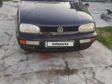 Volkswagen Golf 1995 годаүшін1 950 000 тг. в Тараз