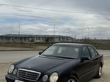 Mercedes-Benz E 270 2001 года за 3 500 000 тг. в Астана