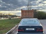 Mercedes-Benz E 270 2001 года за 3 500 000 тг. в Астана – фото 2
