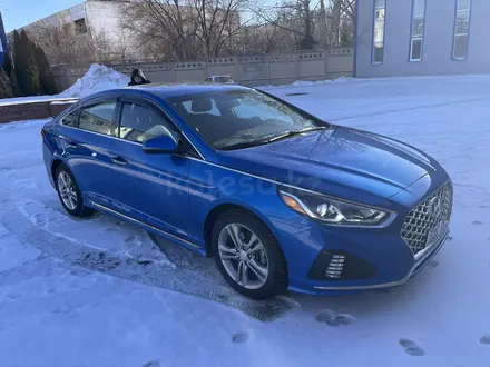 Hyundai Sonata 2018 года за 6 000 000 тг. в Актобе – фото 2