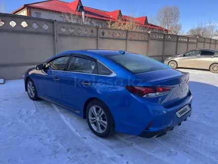 Hyundai Sonata 2018 года за 6 000 000 тг. в Актобе – фото 5