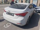 Hyundai Elantra 2015 года за 6 800 000 тг. в Астана – фото 2