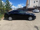 Toyota Camry 2015 года за 10 000 000 тг. в Астана