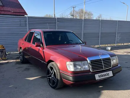 Mercedes-Benz E 260 1991 года за 1 900 000 тг. в Алматы – фото 6