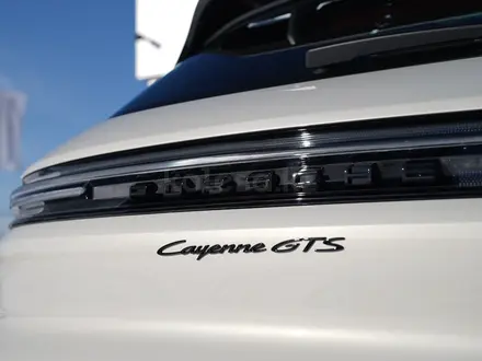 Porsche Cayenne GTS 2025 года за 113 625 000 тг. в Астана – фото 12