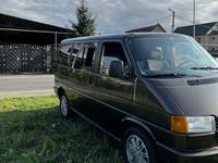 Volkswagen Caravelle 1992 года за 3 000 000 тг. в Алматы