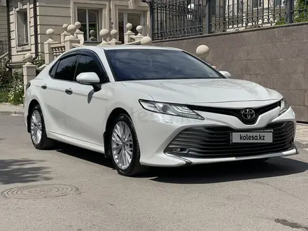 Toyota Camry 2019 года за 14 200 000 тг. в Караганда – фото 10