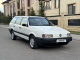 Volkswagen Passat 1990 годаүшін1 420 000 тг. в Караганда – фото 3