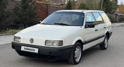Volkswagen Passat 1990 годаүшін1 420 000 тг. в Караганда
