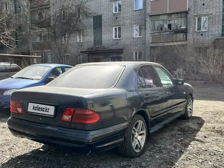 Mercedes-Benz E 200 1996 года за 2 400 000 тг. в Семей – фото 4