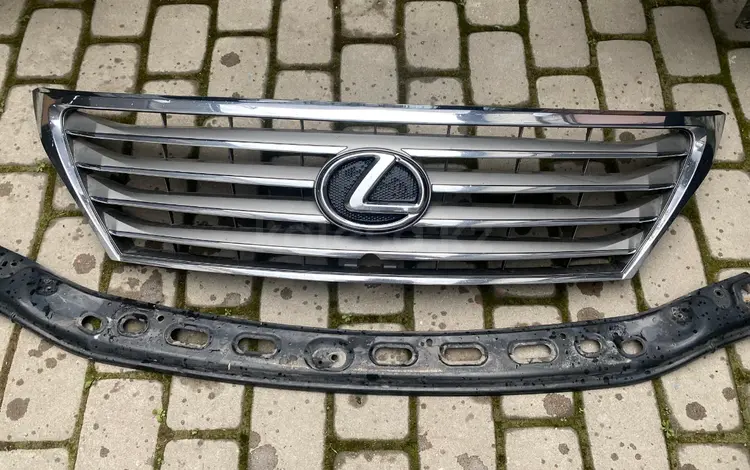 Решетка радиатора LX 570 Lexus LX570 за 30 000 тг. в Алматы