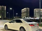 Toyota Camry 2017 года за 12 000 000 тг. в Шымкент – фото 2
