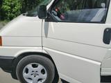 Volkswagen Multivan 1992 годаүшін3 000 000 тг. в Караганда – фото 5