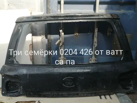 Дверь багажника крышка верхняя за 60 000 тг. в Алматы