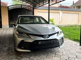 Toyota Camry 2022 года за 18 000 000 тг. в Шымкент
