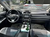 Toyota Camry 2012 года за 4 300 000 тг. в Актобе – фото 3
