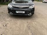 Toyota Camry 2017 года за 14 500 000 тг. в Усть-Каменогорск – фото 2