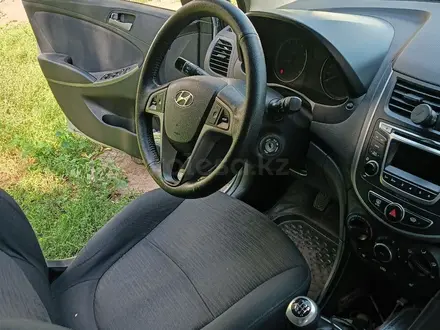 Hyundai Accent 2015 года за 5 330 000 тг. в Усть-Каменогорск – фото 4