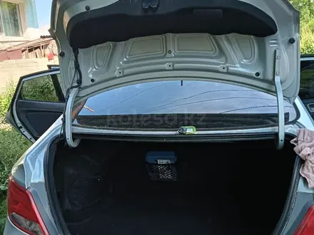 Hyundai Accent 2015 года за 5 330 000 тг. в Усть-Каменогорск – фото 7