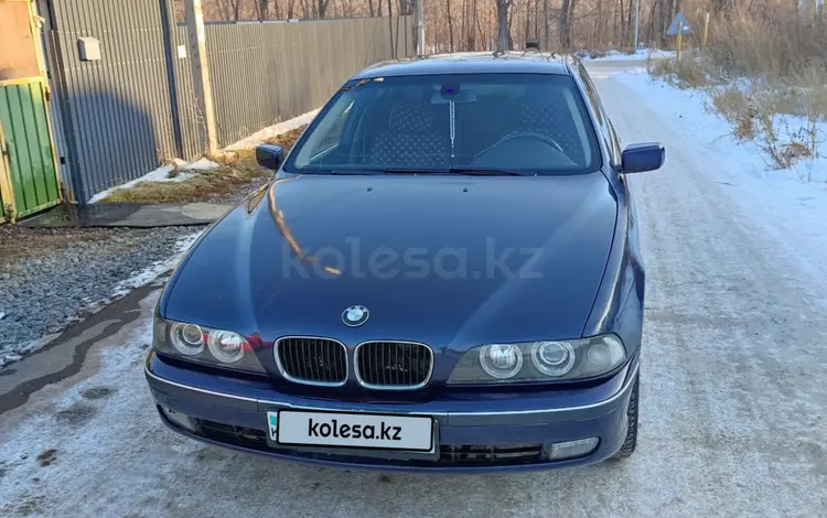 BMW 528 1998 года за 3 100 000 тг. в Караганда