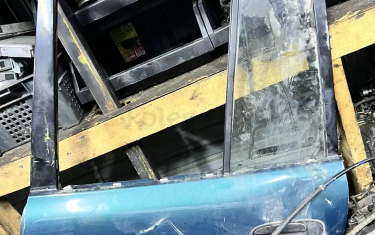 Рав 4 есік дверь за 15 000 тг. в Алматы