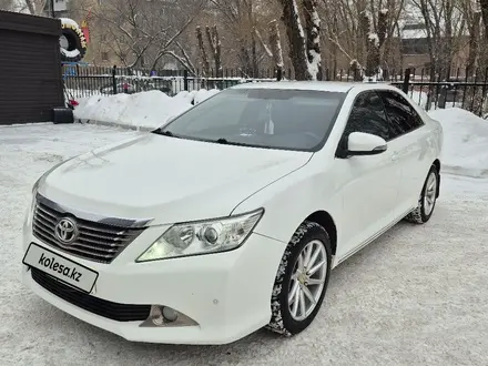 Toyota Camry 2014 года за 8 700 000 тг. в Астана – фото 2