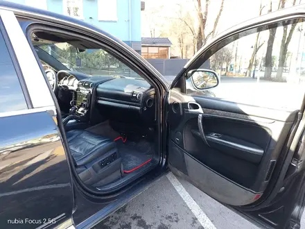 Porsche Cayenne 2003 года за 4 800 000 тг. в Алматы – фото 7
