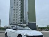 Hyundai Elantra 2024 годаfor10 000 000 тг. в Усть-Каменогорск