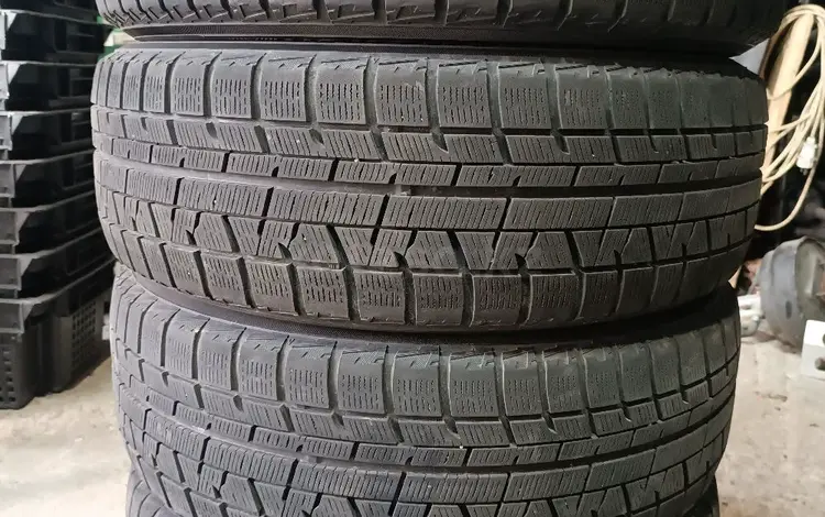 Резина зимняя 205/60 r16 Yokohama свежедоставлена с Японии за 78 000 тг. в Алматы