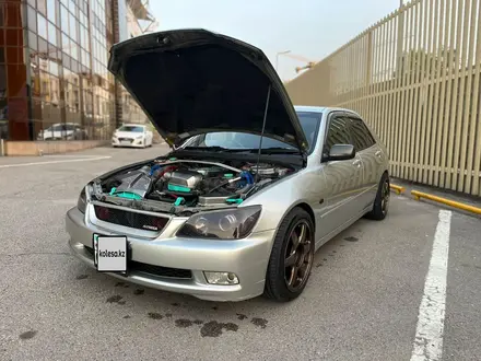 Toyota Altezza 1999 года за 3 900 000 тг. в Алматы