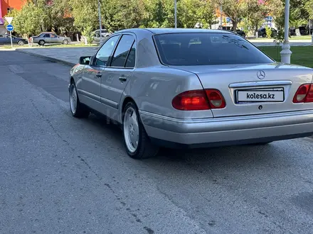 Mercedes-Benz E 320 1998 года за 4 500 000 тг. в Кызылорда – фото 23