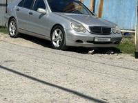 Mercedes-Benz C 220 2002 года за 2 200 000 тг. в Алматы