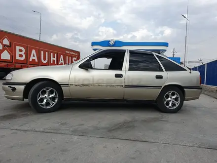 Opel Vectra 1993 года за 1 500 000 тг. в Шымкент – фото 2