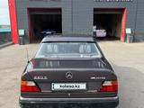 Mercedes-Benz E 220 1993 года за 1 750 000 тг. в Сатпаев – фото 4