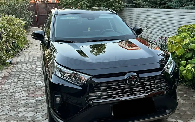 Toyota RAV4 2024 года за 16 500 000 тг. в Костанай