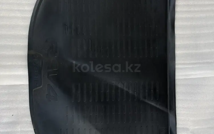 Оригинальный коврик в багажник для Toyota Rav4 Hybrid 2015-2018 за 25 000 тг. в Алматы