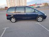 Volkswagen Sharan 2002 годаүшін2 500 000 тг. в Караганда – фото 2