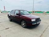 Volkswagen Vento 1993 года за 1 750 000 тг. в Уральск – фото 3