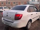 ВАЗ (Lada) Granta 2190 2013 года за 2 500 000 тг. в Кокшетау – фото 2