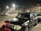 Mercedes-Benz E 220 1993 года за 750 000 тг. в Алматы