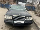 Mercedes-Benz E 220 1993 года за 750 000 тг. в Алматы – фото 3