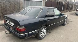 Mercedes-Benz E 220 1993 года за 750 000 тг. в Алматы – фото 5