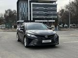 Toyota Camry 2018 годаүшін13 300 000 тг. в Алматы – фото 4