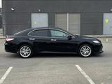 Toyota Camry 2018 годаүшін13 300 000 тг. в Алматы – фото 5