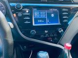 Toyota Camry 2019 года за 15 000 000 тг. в Усть-Каменогорск – фото 2