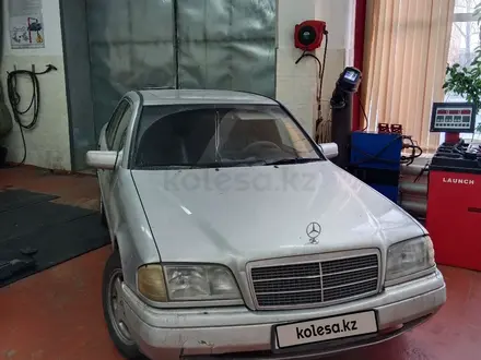 Mercedes-Benz C 180 1996 года за 2 600 000 тг. в Павлодар – фото 3