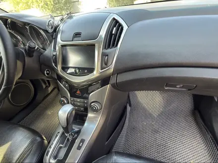 Chevrolet Cruze 2013 года за 1 700 000 тг. в Алматы – фото 3