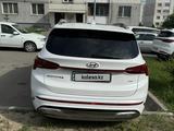 Hyundai Santa Fe 2021 года за 16 000 000 тг. в Алматы – фото 5