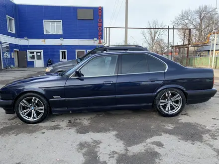 BMW 520 1994 года за 2 100 000 тг. в Тараз – фото 2